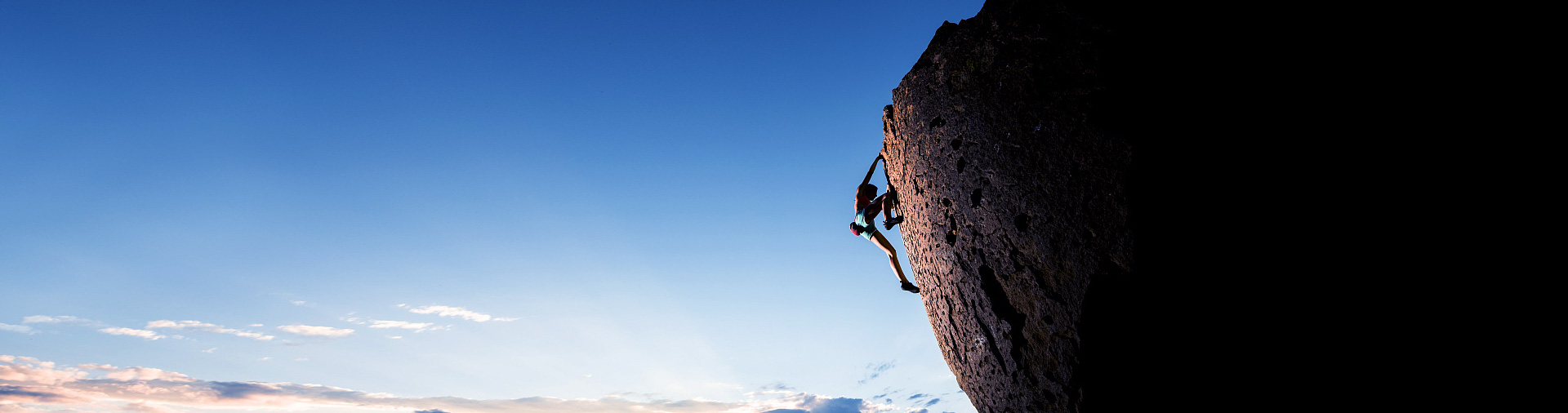 企業(yè)歷史與愿景弘揚工業(yè)精神，追求完美質(zhì)量